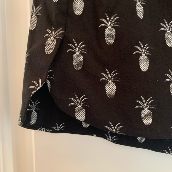 Margaret M Pineapple skirt - Picture 2 of 4